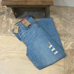 🆕 Levi’s Ribcage Straight Ankle